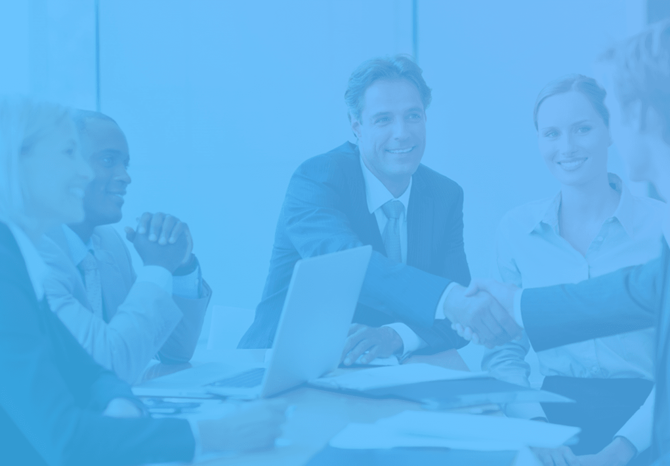 Comparativo entre busca manual e automacao